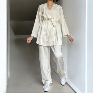 Vintage 80s Josie Satin Pajama Set Cream Lace Kimono Top & Pants Loungewear M